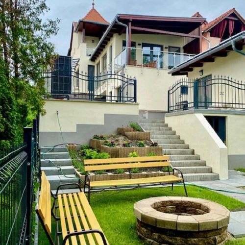 Kiss-Henezi Guest House Keszthely