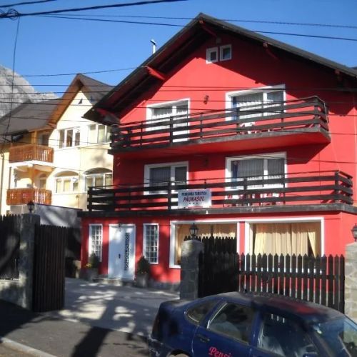 Pensiunea Păunaşul Wellness Club Bușteni