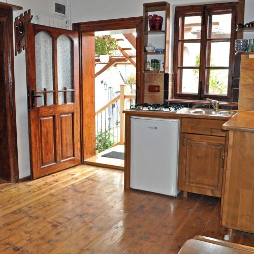 Casa Vale ~ Casa Pelu – Vale, România