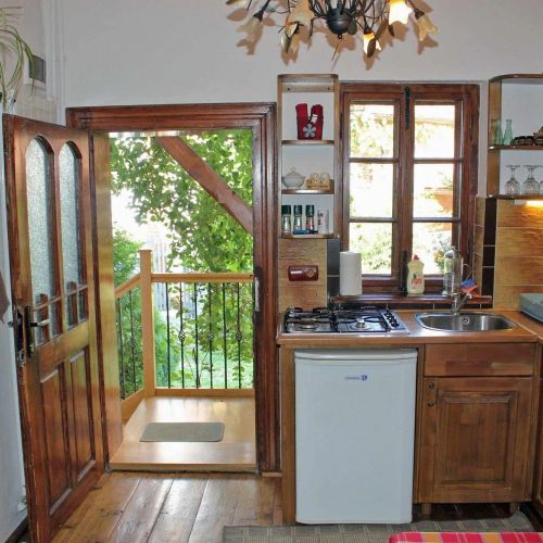 Casa Vale ~ Casa Pelu – Vale, România