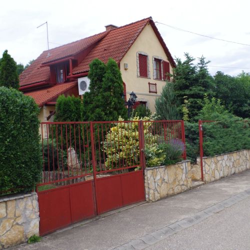 Nóra Vendégház Abádszalók