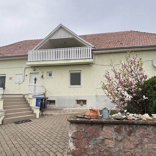 Jakab-hegy Vendégház Cserkút