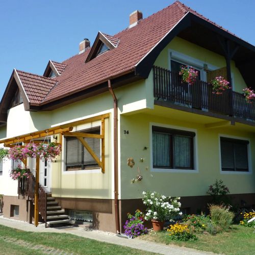 Csaba Vendégház Balatonszemes