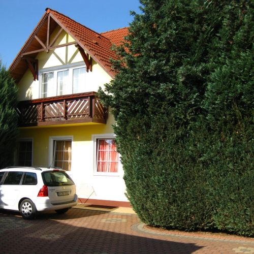 Fitos Villa Balatonlelle – Balatonlelle, Ungaria