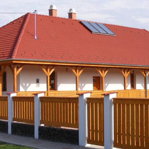 Mosolygós Vendégház Gelénes