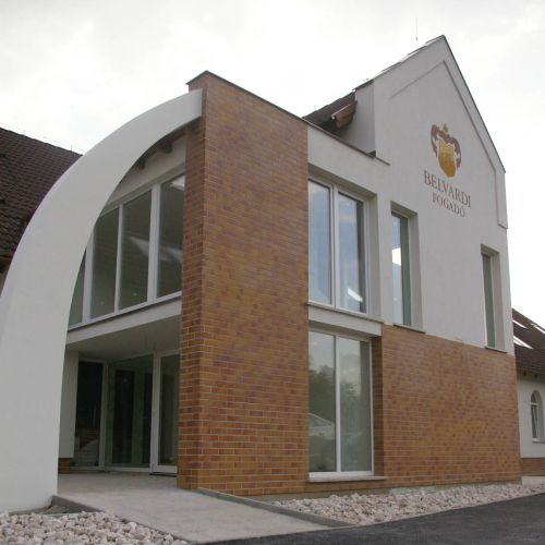 Belvárdi Fogadó Belvárdgyula