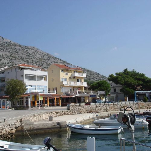 Aparthotel Tota Starigrad