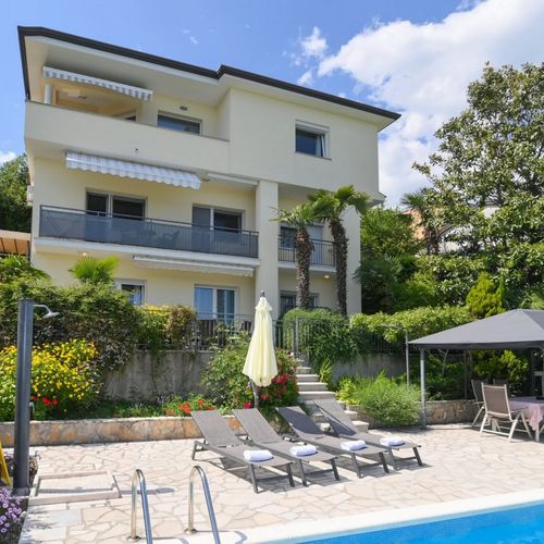 Apartment Grozić A1 Opatija