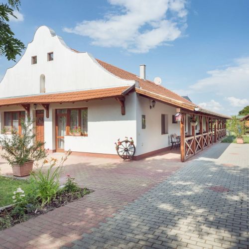 Tornácos Vendégház Sarud – Sarud, Ungaria