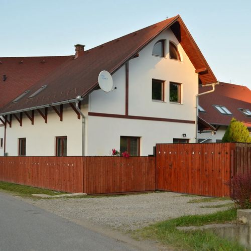 Pensiunea Bagolyvár Lunca de Sus