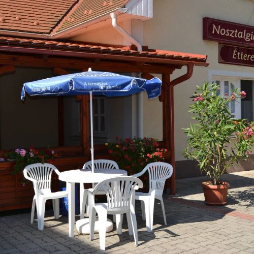 Nosztalgia Hotel Balatonszárszó – Balatonszárszó, Ungaria