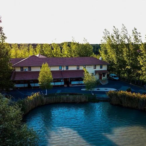 Hotel Bíbic*** Tüskevár Étterem és Horgásztó Nyíregyháza