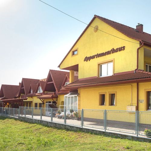 Nemes Apartmanház Hévíz – Hévíz, Węgry