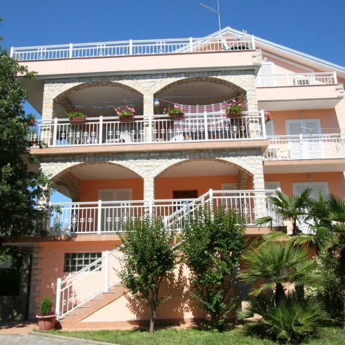 Apartmani Zdenko Njivice