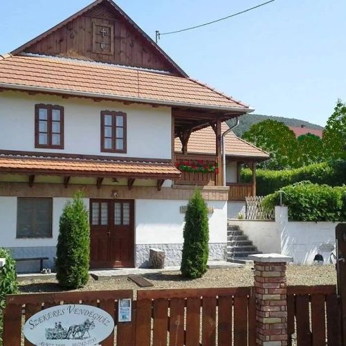 Szekeres Vendégház Alsótold – Alsótold, Ungaria