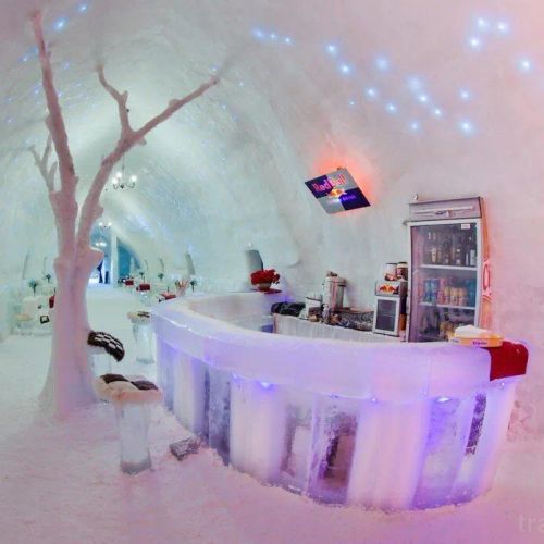 Hotel of Ice Cârțișoara