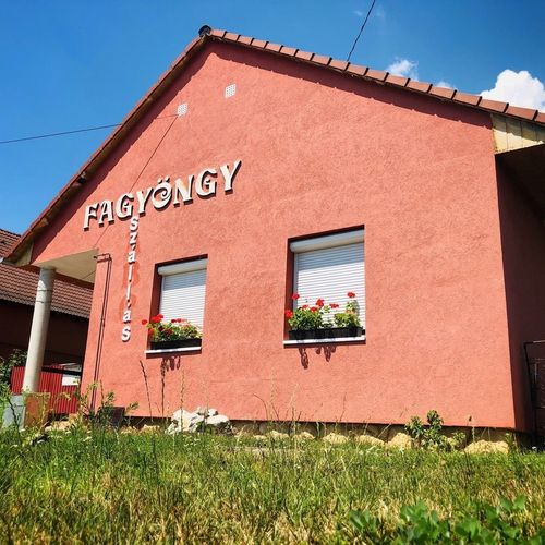Fagyöngy Szállás Kozármisleny