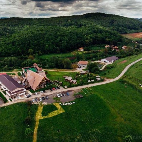 Complexul Domeniul Regilor Ciurila