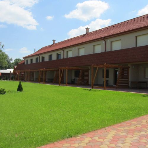 Hársas Apartmanház Balatonboglár – Balatonboglár, Maďarsko