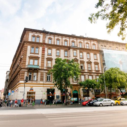 Full Moon Hotel Budapest – Budapesta, Ungaria