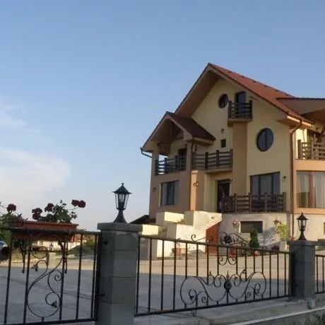 Pensiunea Neredy Băile 1 Mai