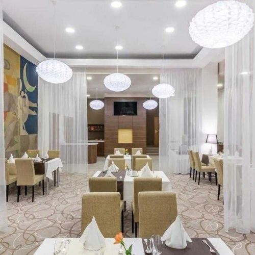 Hotel Karpatia Humenné – Humenné, Slovensko