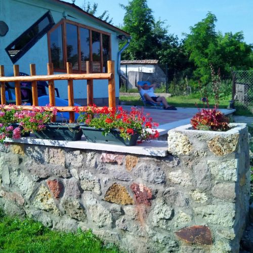 Vladent Vendégház és Életmód Központ Pere