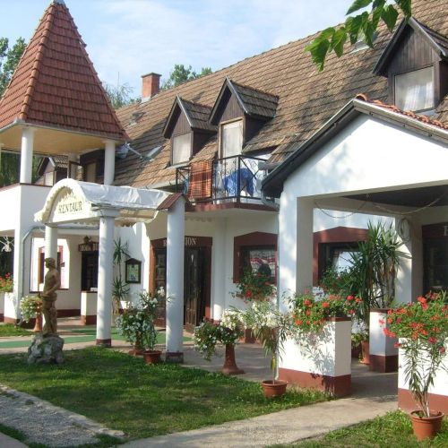 Kentaur Üdülőfalu Balatonboglár