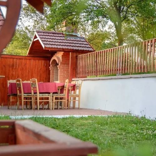 Pensiunea Tinelu Brasov Sacele – Săcele, România