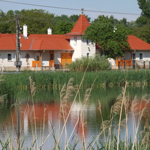 Nagybajcsi Körtefa Vendégház-Apartmanok
