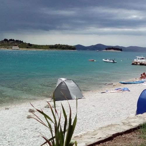 Kuća Mirta Pakoštane – Pakoštane, Croația