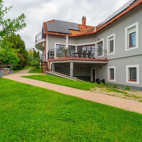 Kamilla Villa Balatonkenese