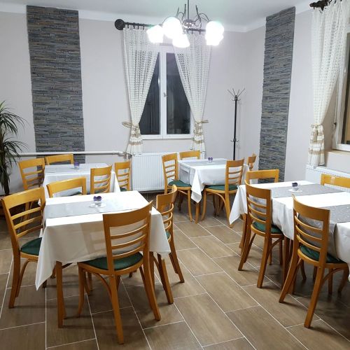 Almáskert Fogadó Zebegény – Zebegény, Ungaria