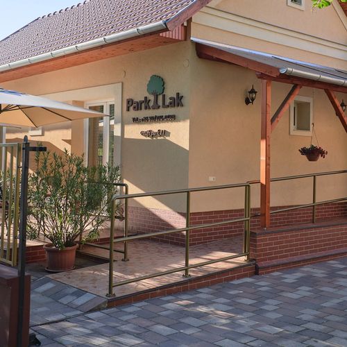 Park-Lak Vendégház Makó