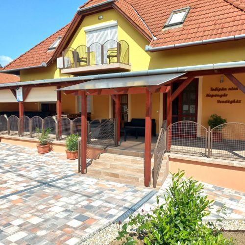 Napsugár Vendégház Vonyarcvashegy – Vonyarcvashegy, Ungaria