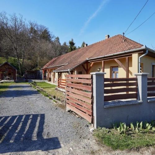 Három Testőr Vendégház Sátoraljaújhely – Sátoraljaújhely, Węgry