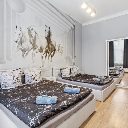 Hostel 70s and Queen Apartments Kraków – Cracovia, Polonia