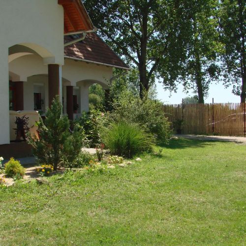 Bodobács Vendégház Tabdi