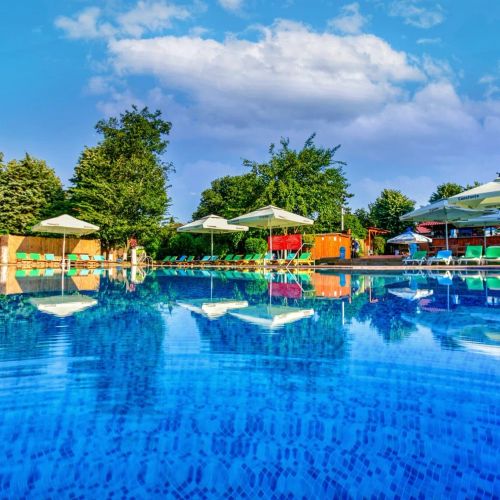 Hotel Q Neptun – Neptun, România
