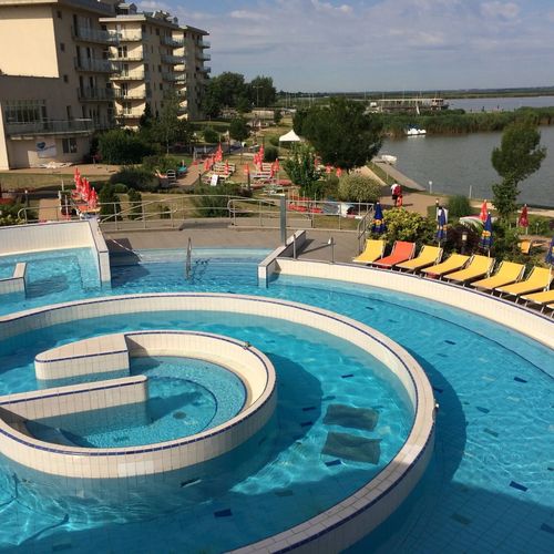 Beach & Wellness Apartman  Velence