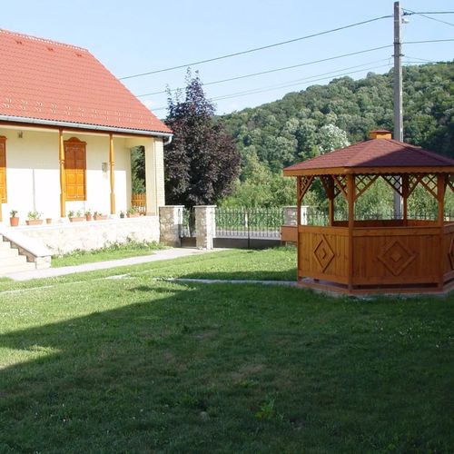 Finta Vendégház Vékény