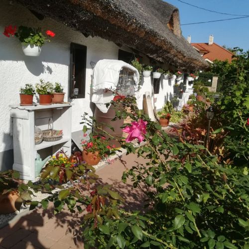 Nádasház Gyenesdiás – Gyenesdiás, Ungaria