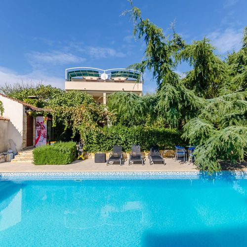 Apartments Milivoj Seget Vranjica