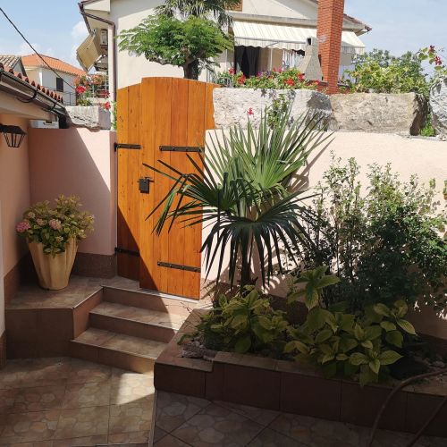 Apartments Ticak Klimno