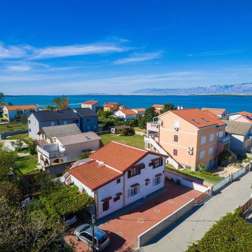 Apartments Miljenka Nin