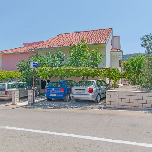 Apartments Božjidar Stari Grad