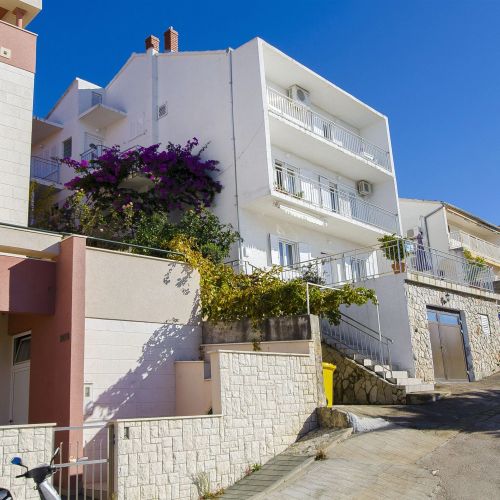 Apartments Rada Tisno