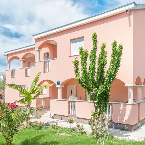 Apartments Tatjana Sukosan