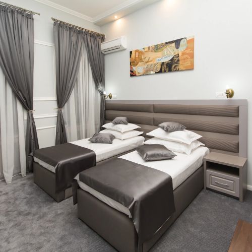 La Strada Boutique Villa Pitești – Pitești, România
