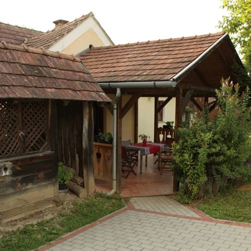 Barabásszegi Vendégház és Turista Pihenőhely Becsvölgye – Becsvölgye, Węgry